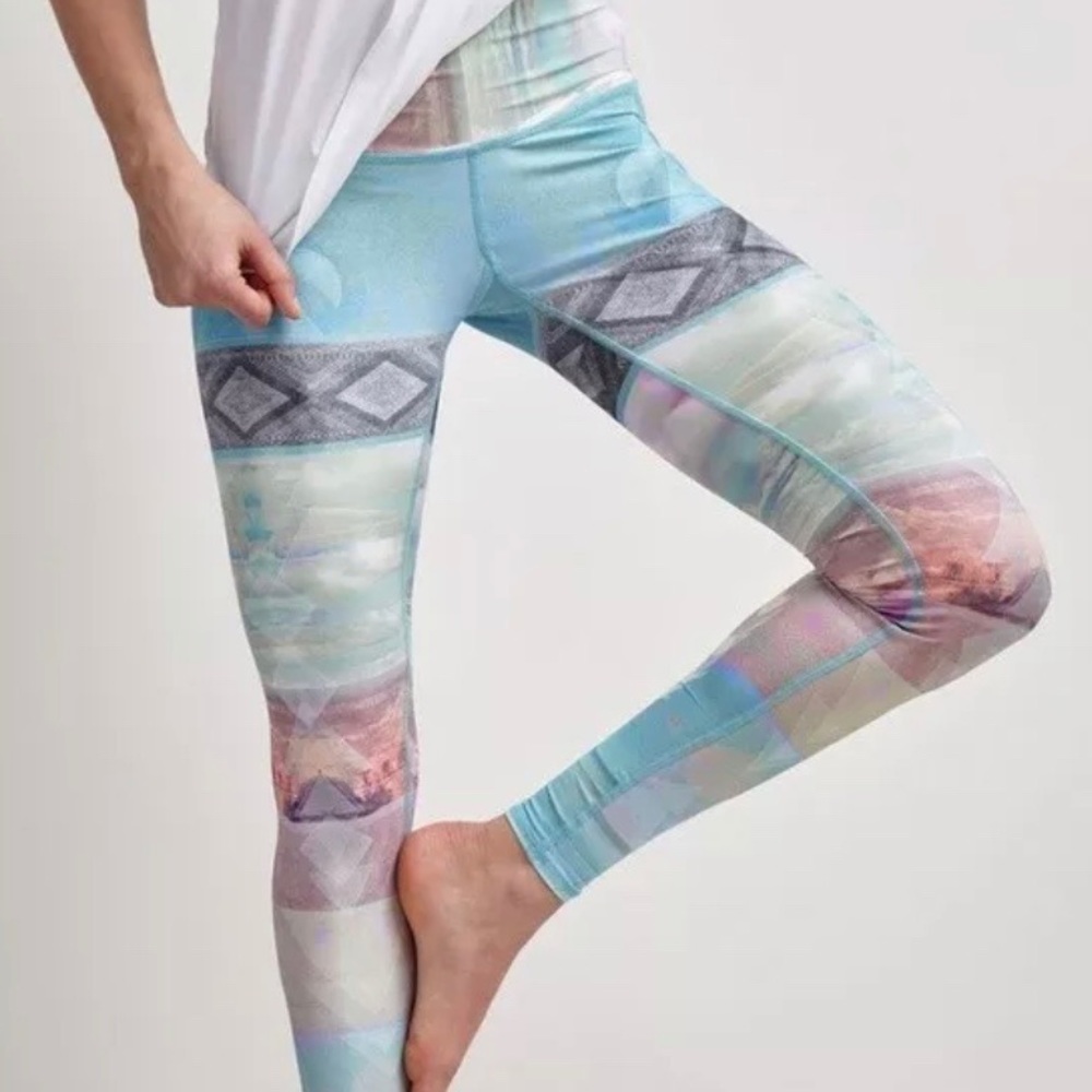 Teeki Yoga Leggings “Tarot Magick”